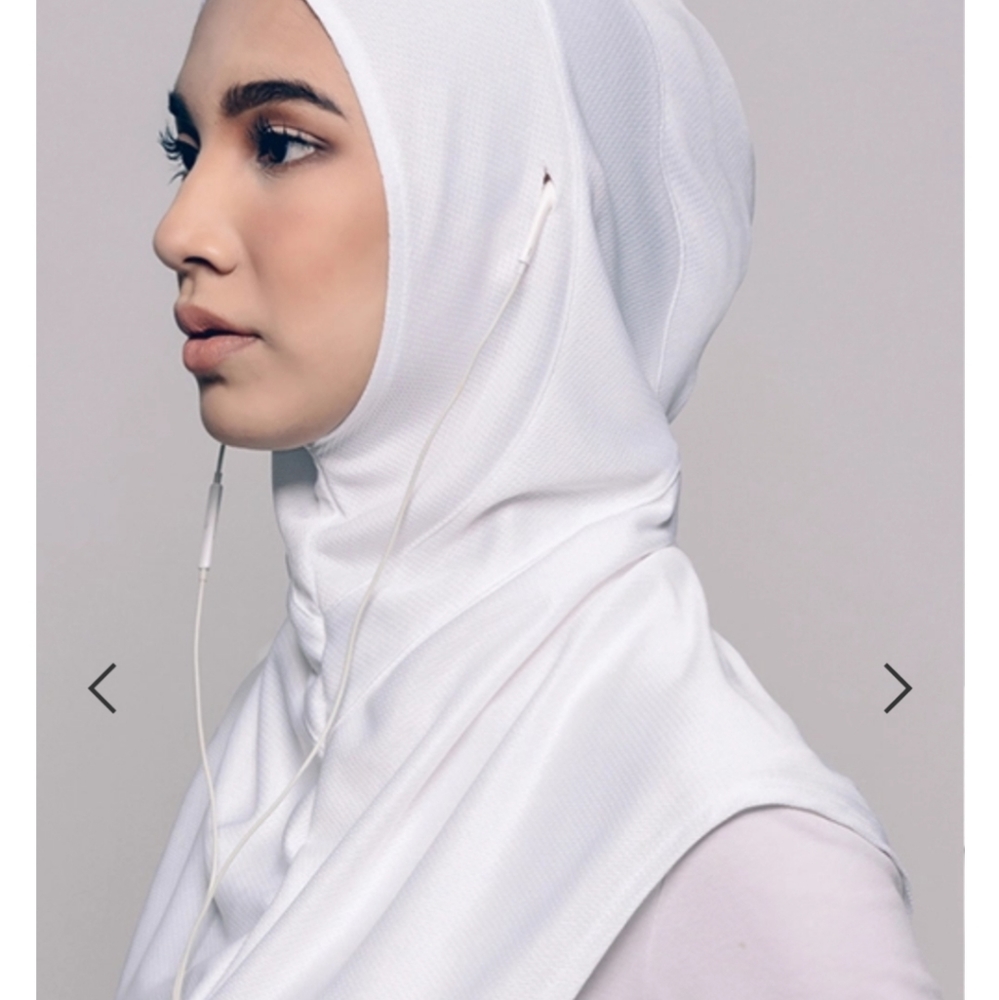 Sports Hijab With Dry Fit Technology Breathable an